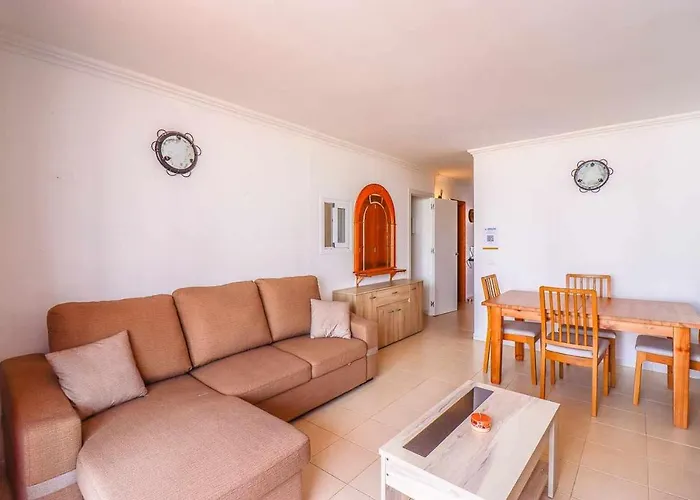 Rentaliday Breeze 圣米格尔德阿沃纳